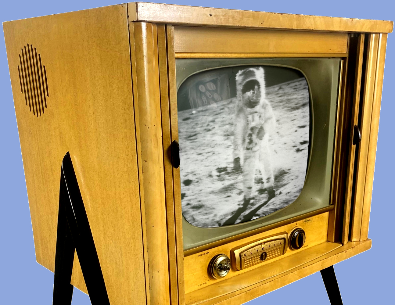 The screen in the monochrome cathode ray